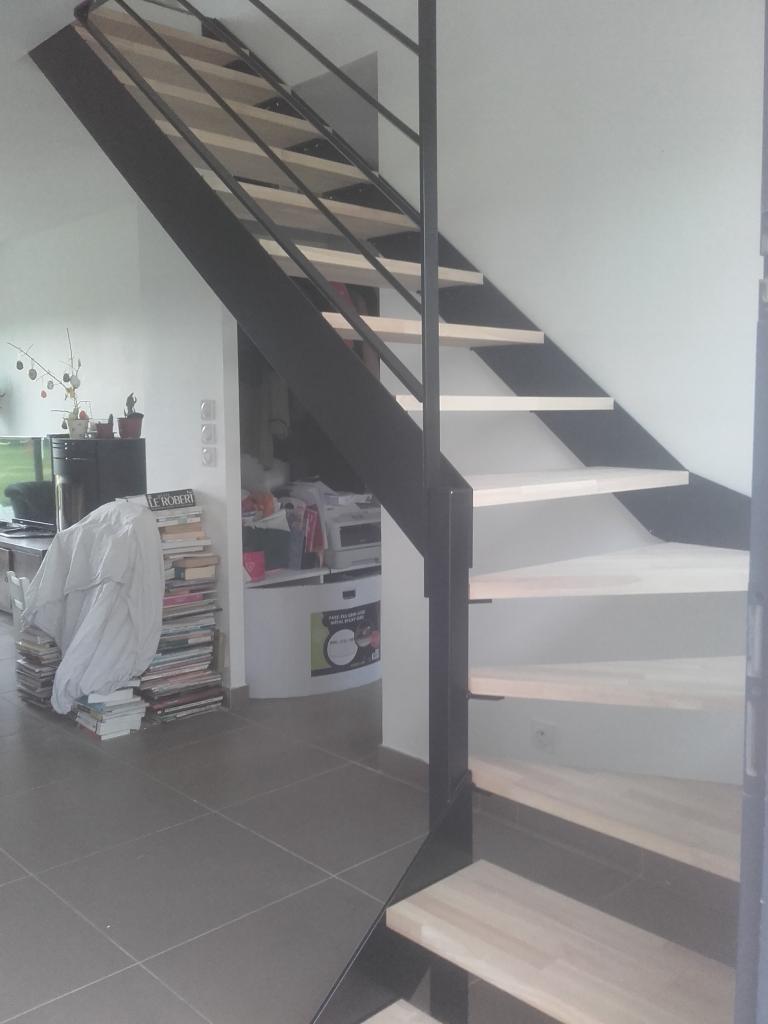 Escalier marches en bois